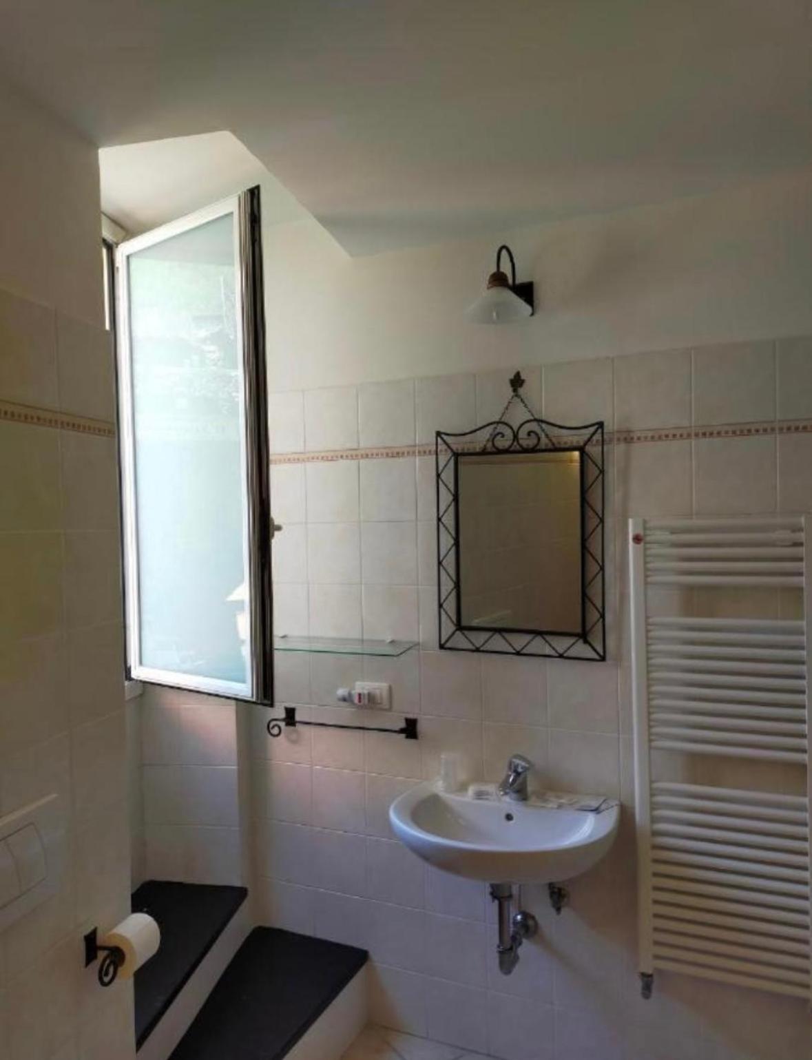 Tre Caravelle Apartment Леванто Екстериор снимка